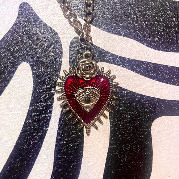 TRIPPLE THREAT!! (INCLUDES A FREEBEE WITH PURCHASE) - Picture 6 of 7